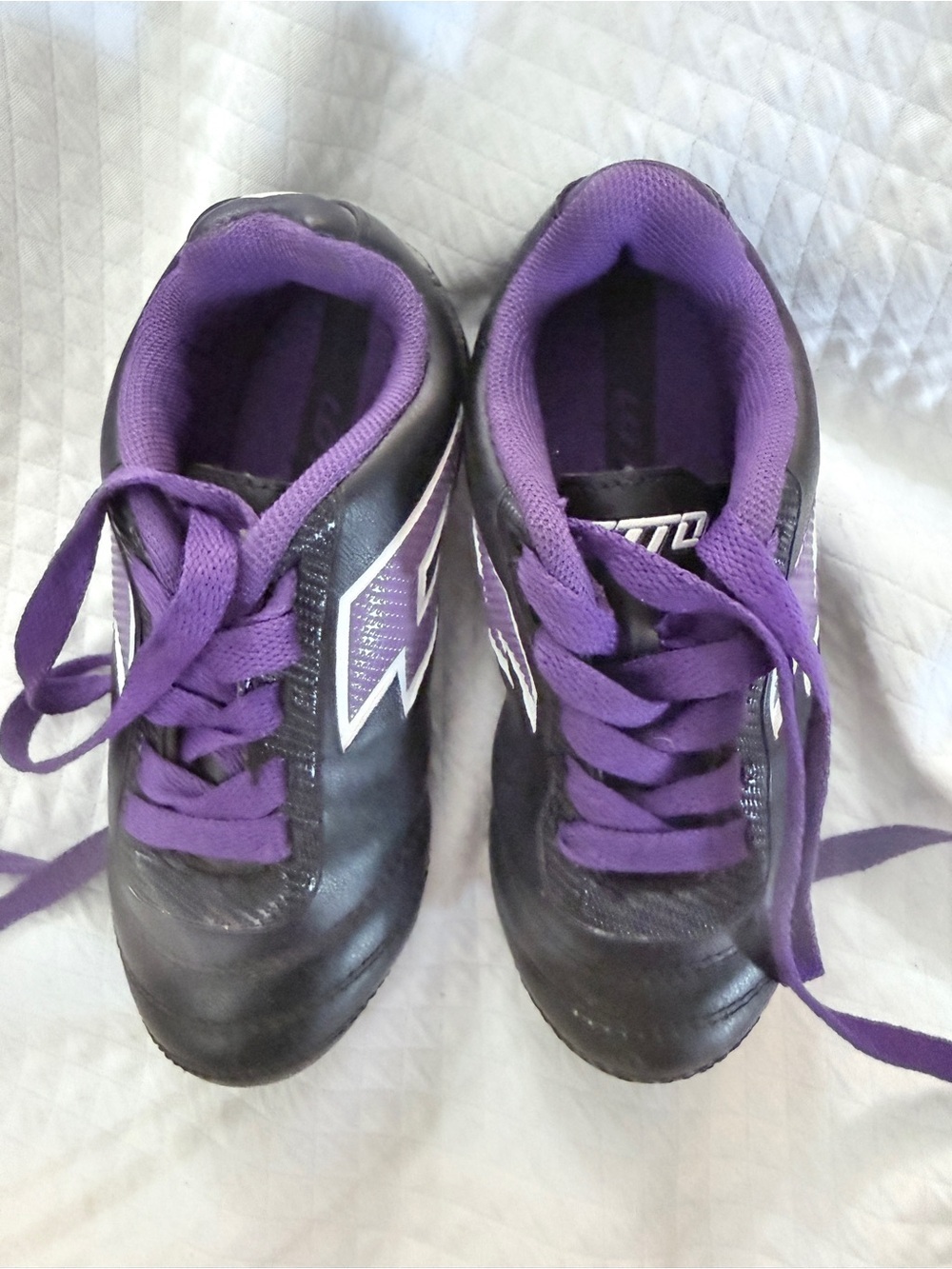 Lotto Striker Youth Girl's Soccer Cleats Black Purple Size US 9T - Picture 2 of 7